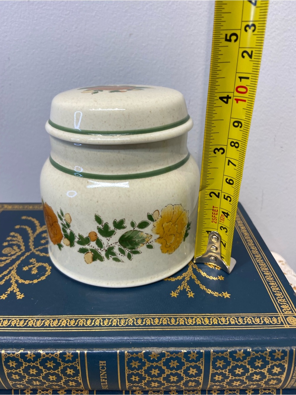 Royal Doulton Covered Sugar Bowl "Autumn Morn" Pattern - Picture 6 of 7